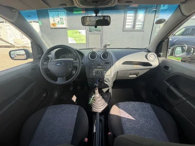 Ford Focus 1.3 BENZINA
