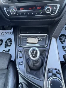 BMW 320D XDRIVE GT