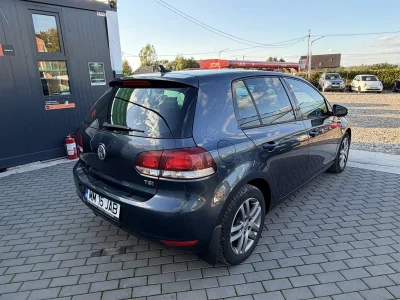 Volkswagen Golf 1.4 BENZINA