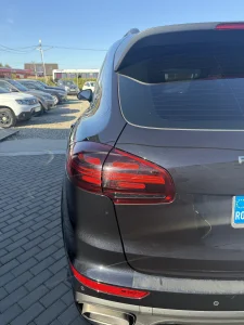 Porsche Cayenne 3.0 diesel 262 CP automat