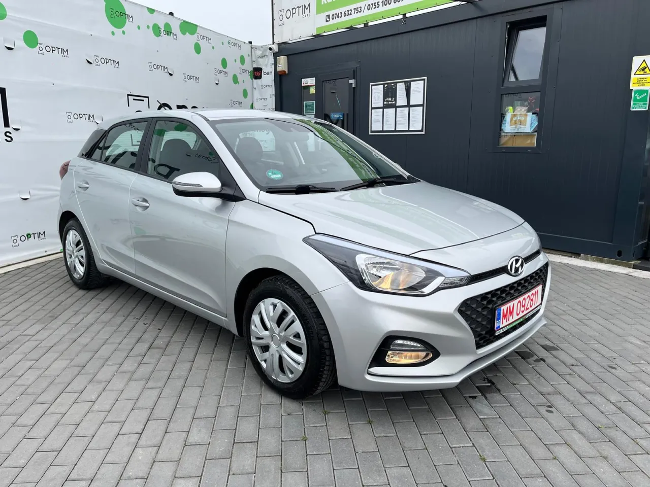 Hyundai i20 1.0 Benzina, 100 CP for rent