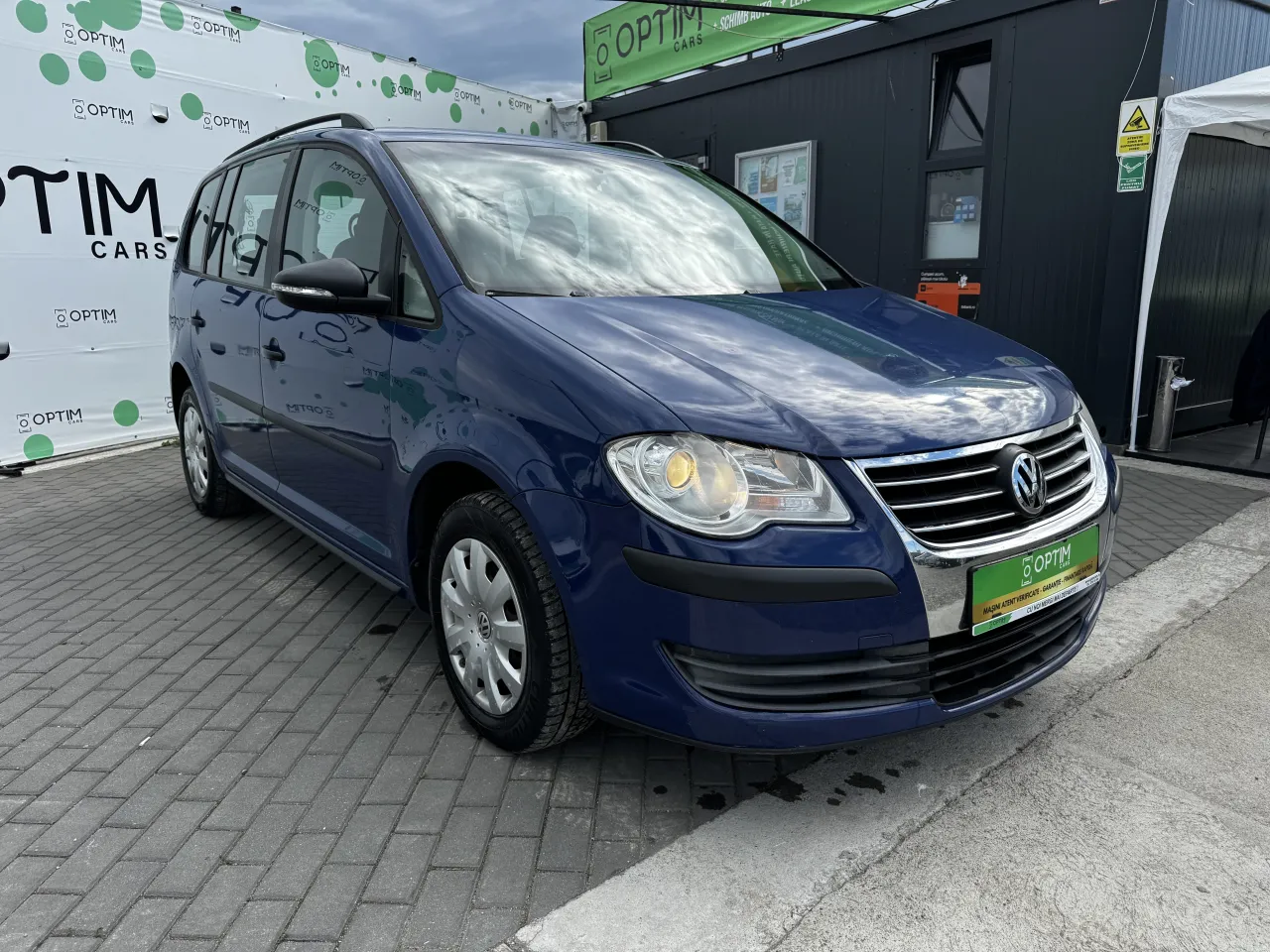 Volkswagen Touran 1.9 Diesel, 90CP for rent