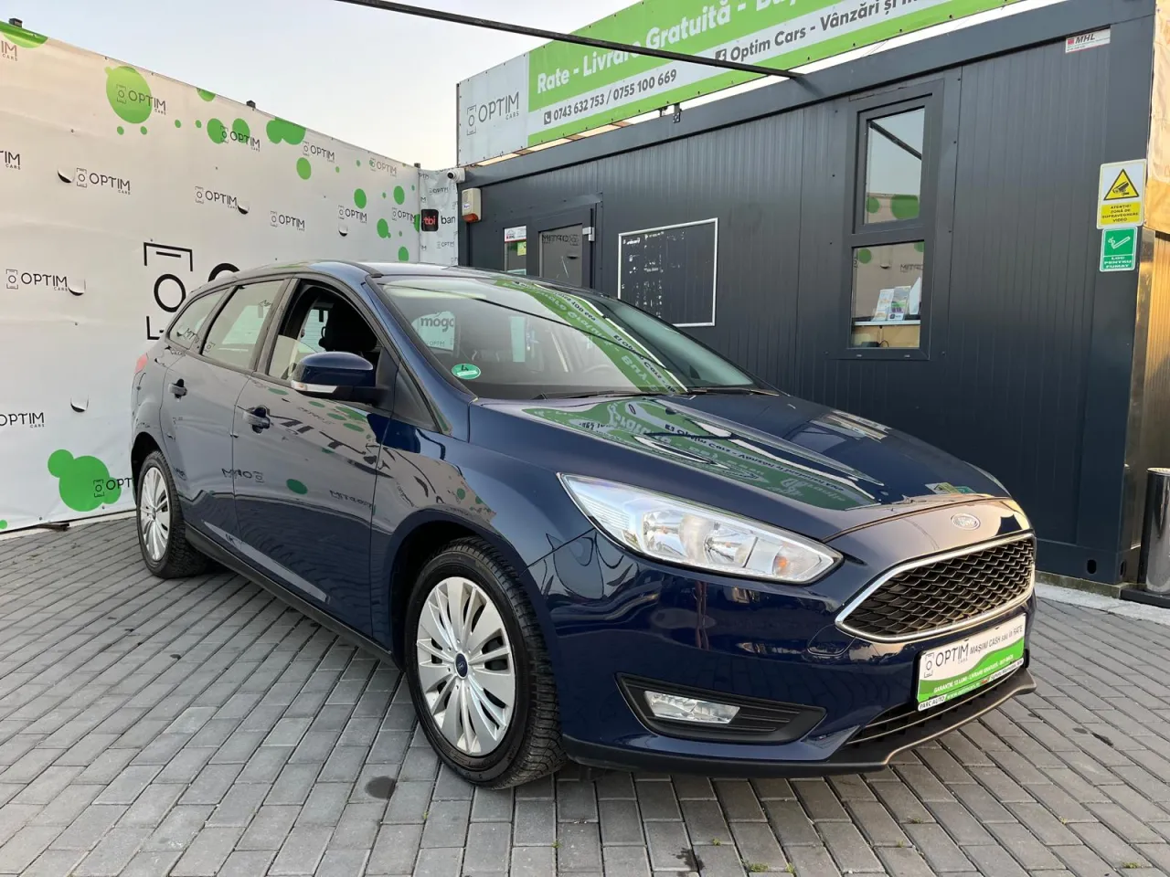 Ford Focus 1.0 Benzina, 100 CP for rent